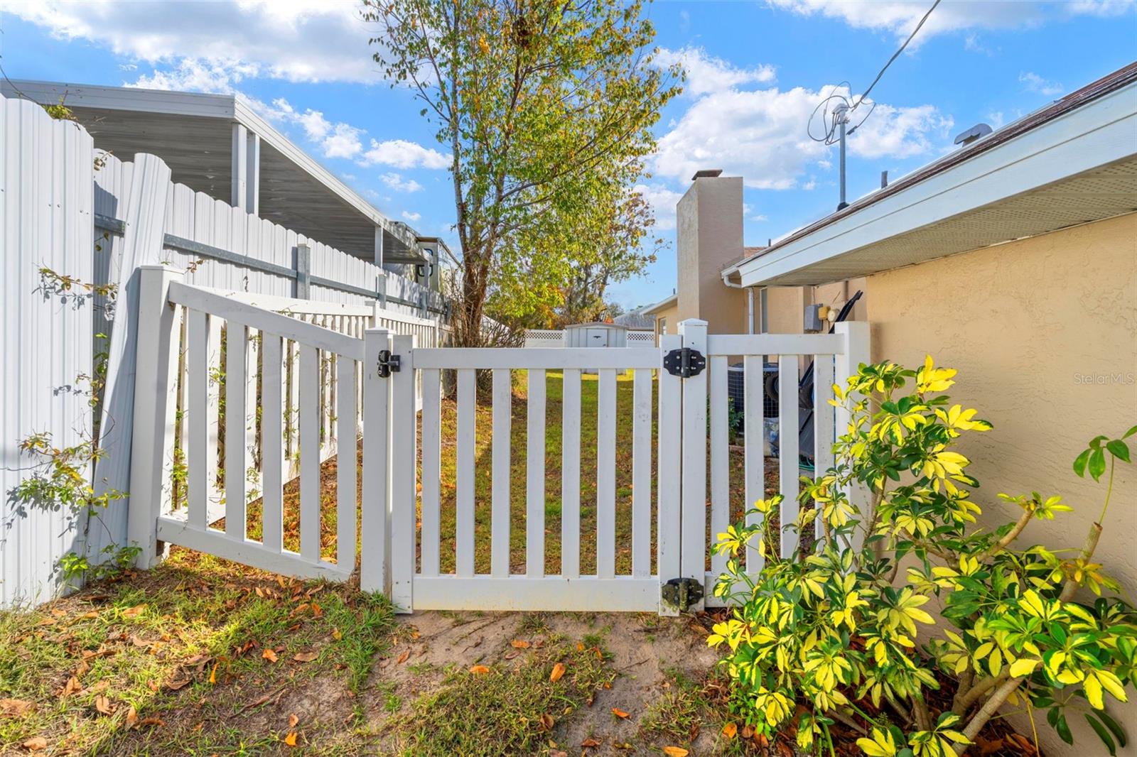 Image 6 of 51 For 5178 Roble Avenue