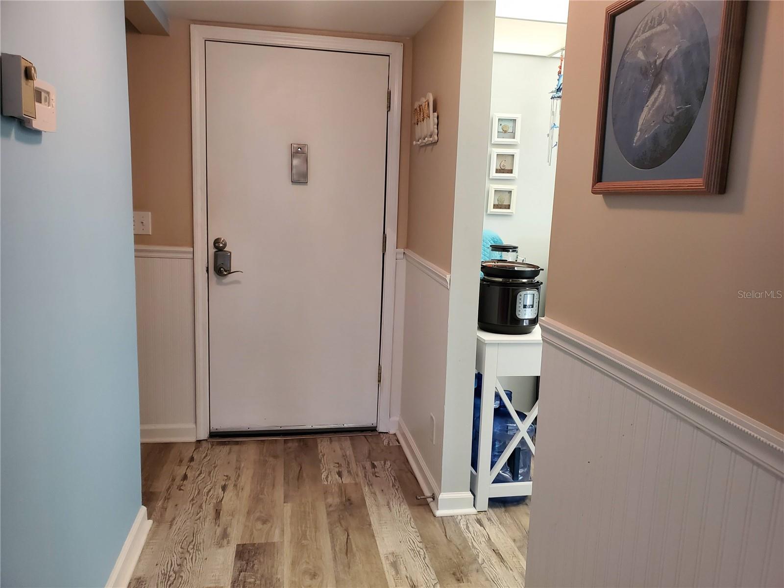 Image 18 of 44 For 11485 Oakhurst Road 1200-216