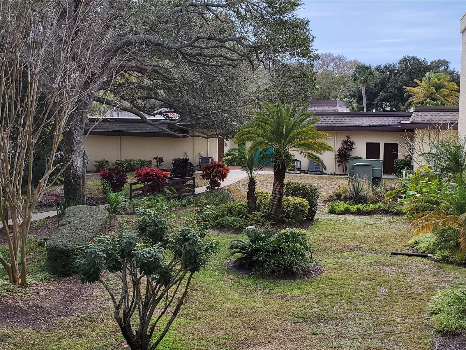 Image 29 of 44 For 11485 Oakhurst Road 1200-216