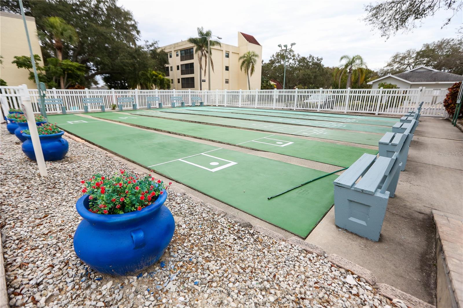 Image 38 of 44 For 11485 Oakhurst Road 1200-216