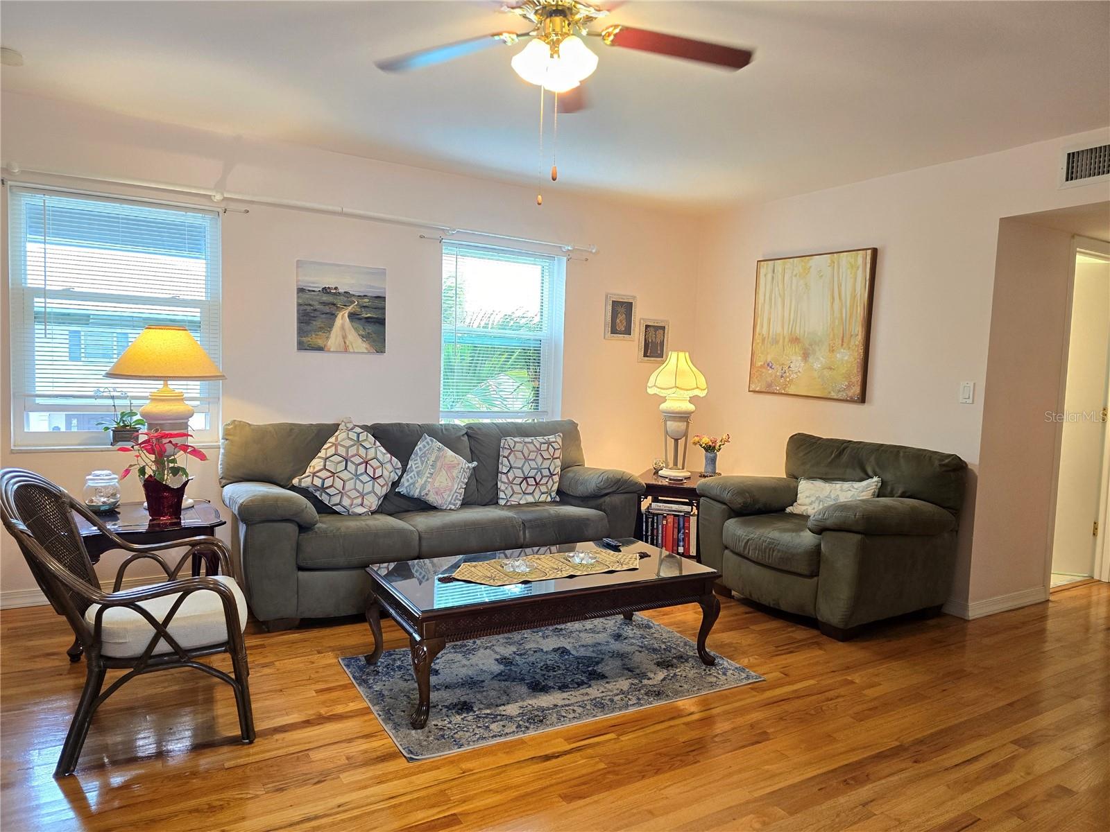 Image 12 of 31 For 1120 Rue Des Chateaux 2a