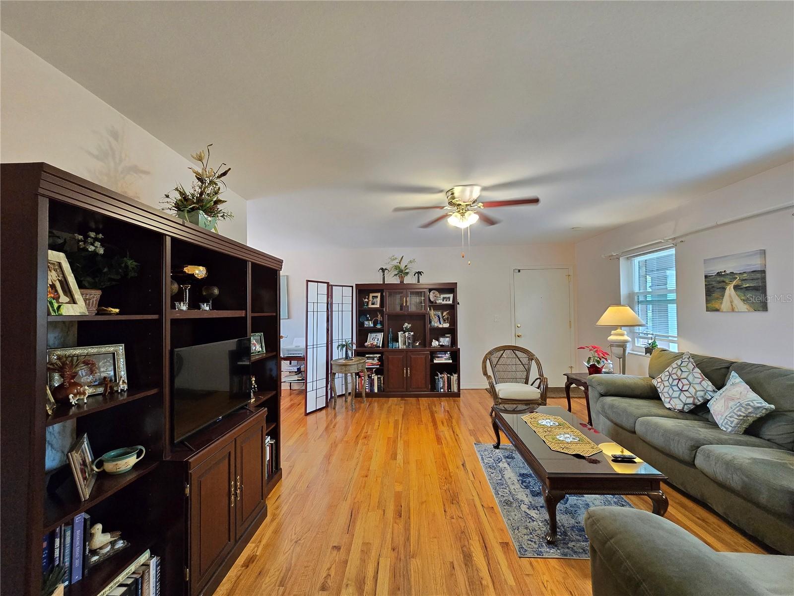 Image 14 of 31 For 1120 Rue Des Chateaux 2a