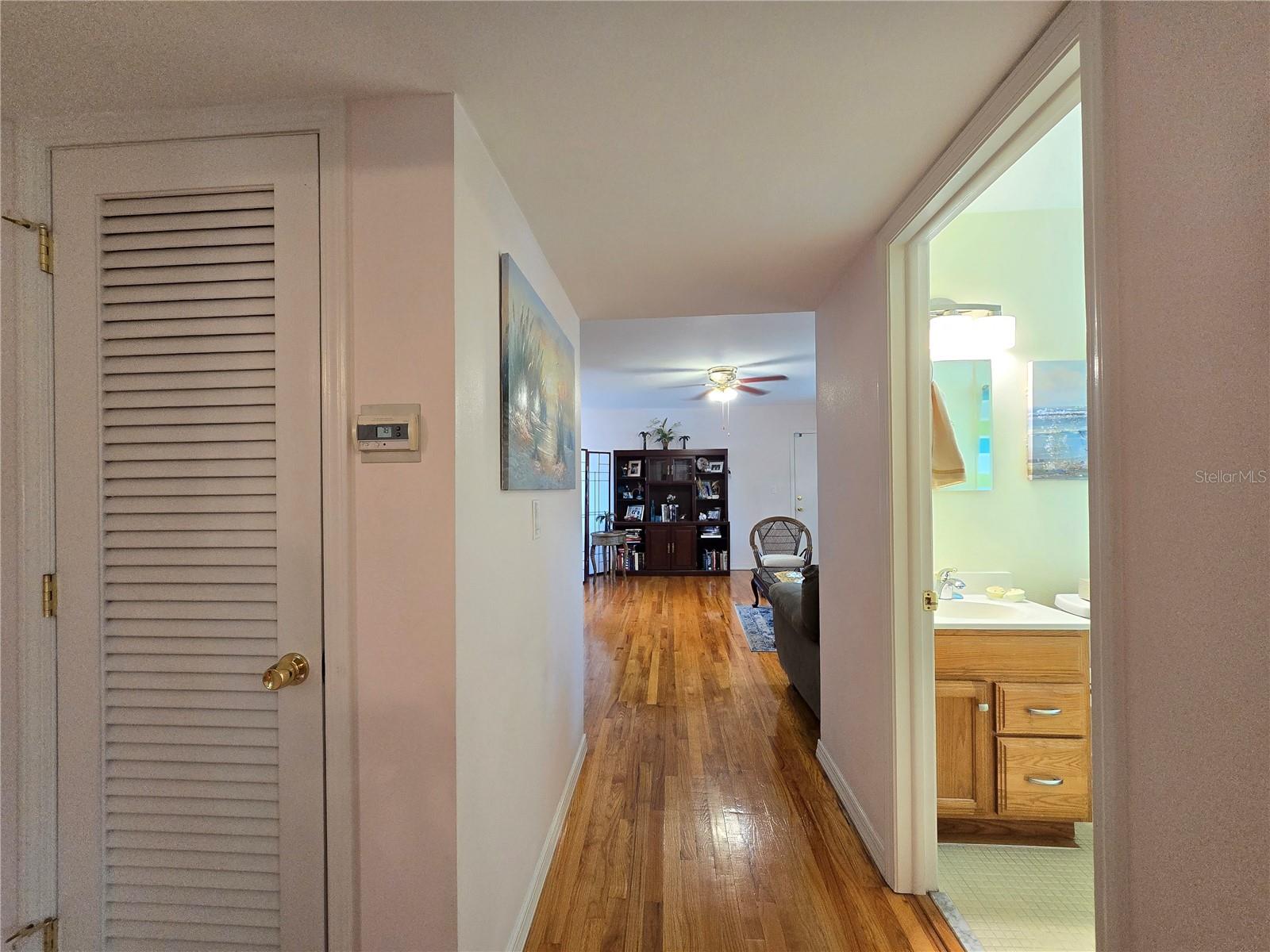 Image 15 of 31 For 1120 Rue Des Chateaux 2a