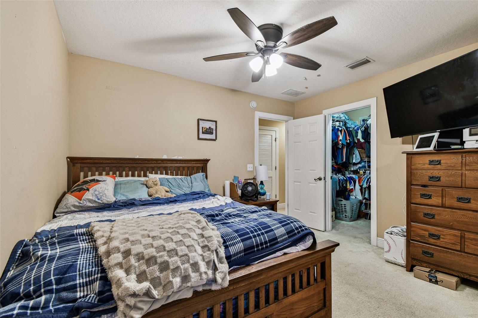 Image 13 of 22 For 268 Valencia Circle