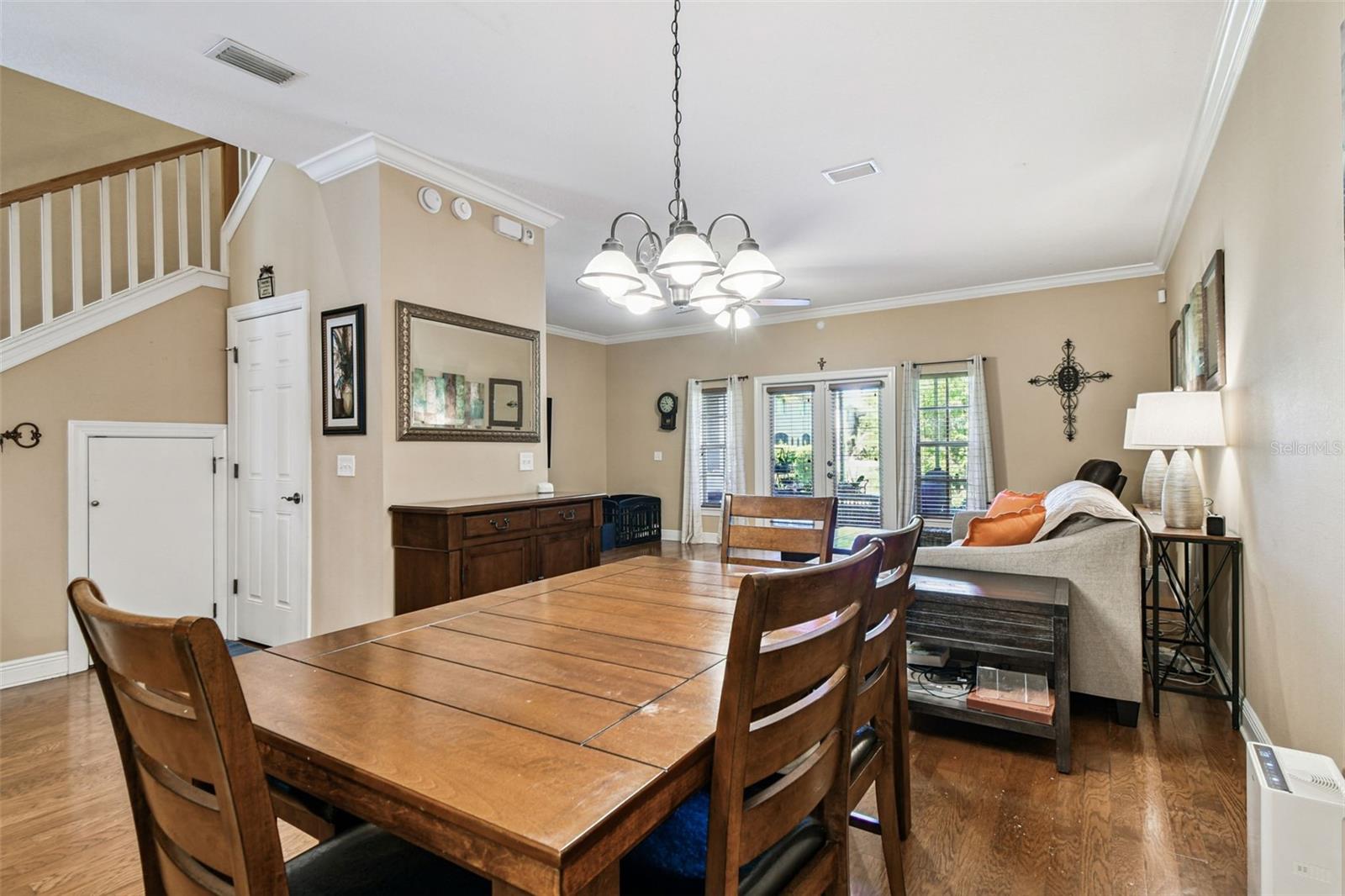 Image 7 of 22 For 268 Valencia Circle