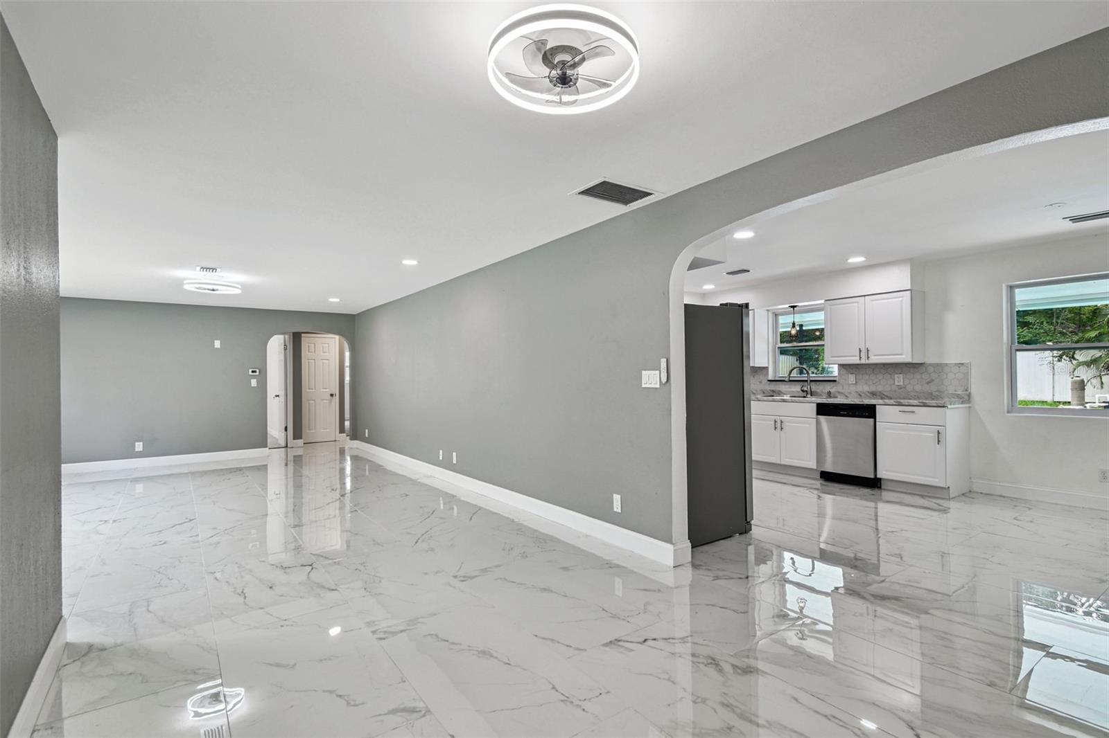 Image 14 of 35 For 6016 Arthur Avenue