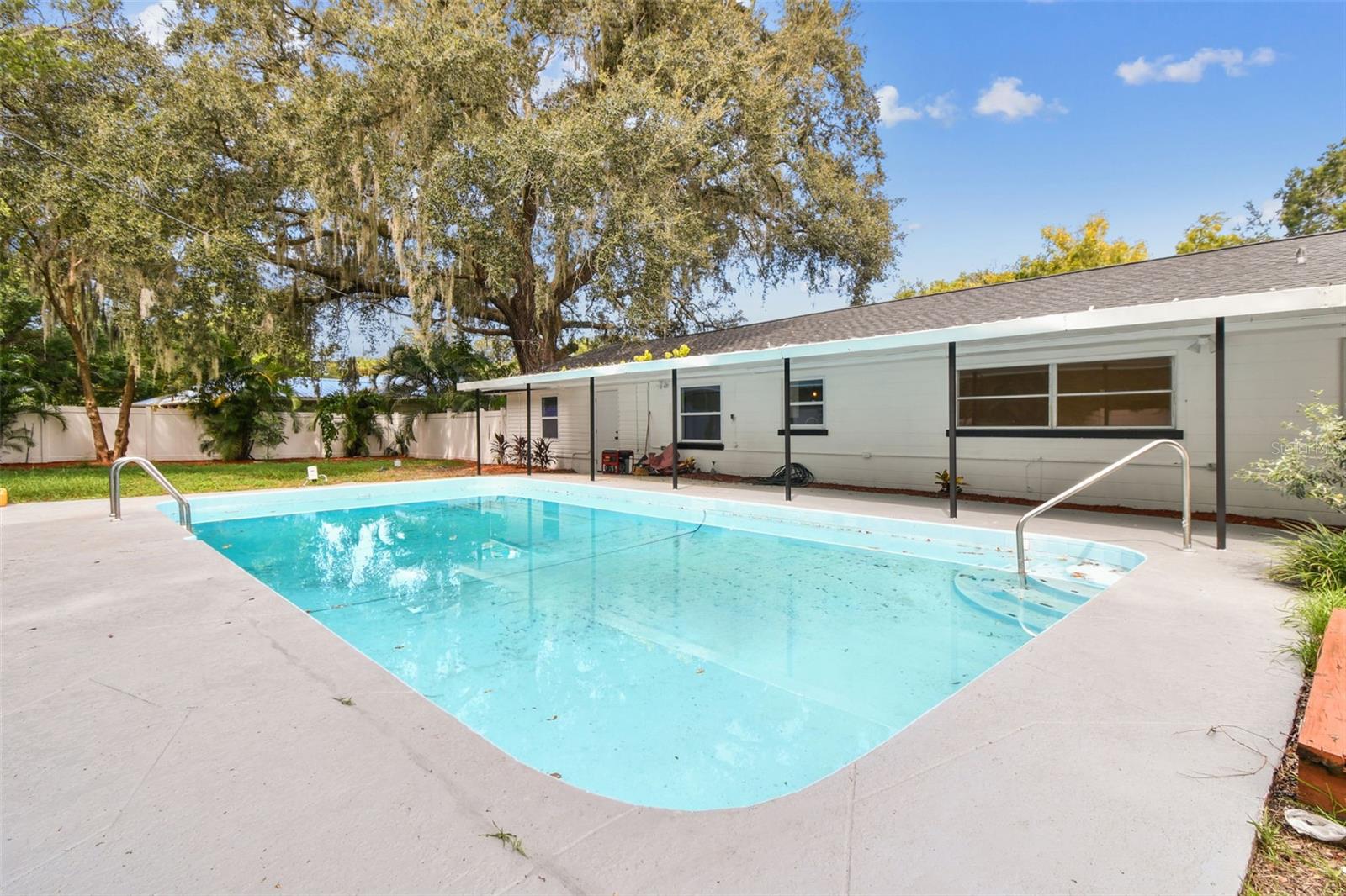 Image 32 of 35 For 6016 Arthur Avenue