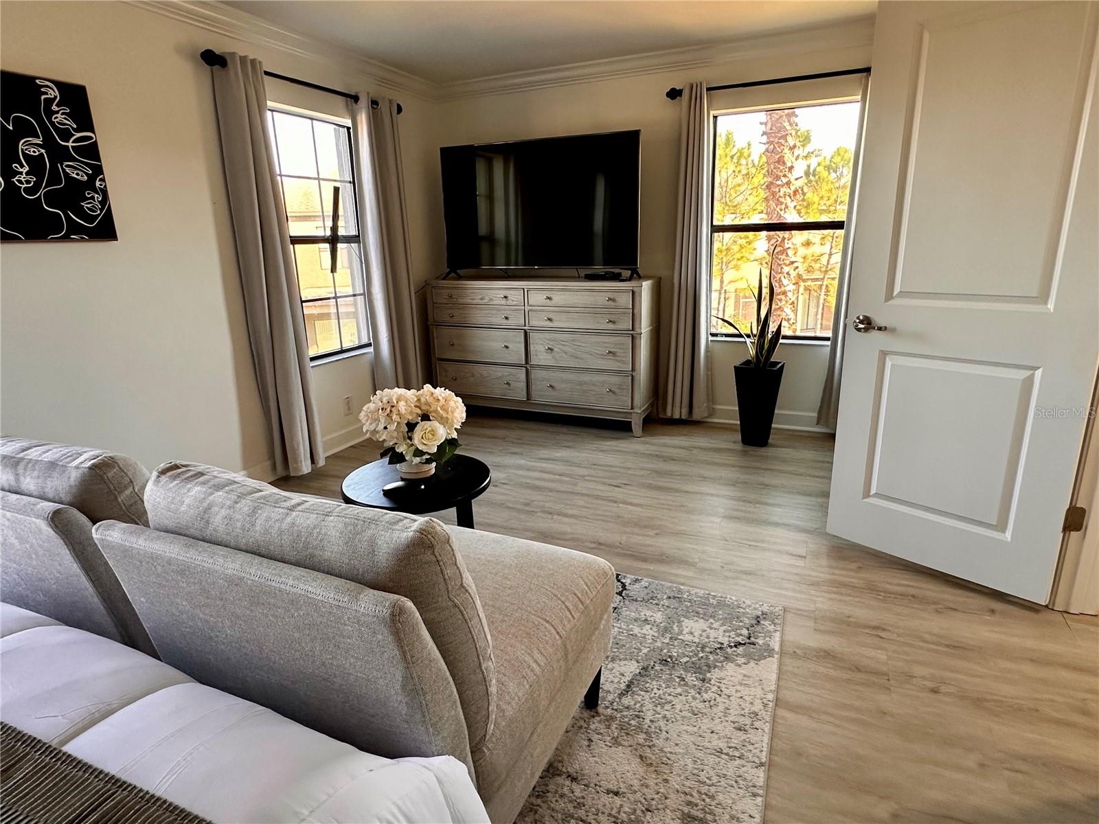 Image 18 of 33 For 28450 Tranquil Lake Circle