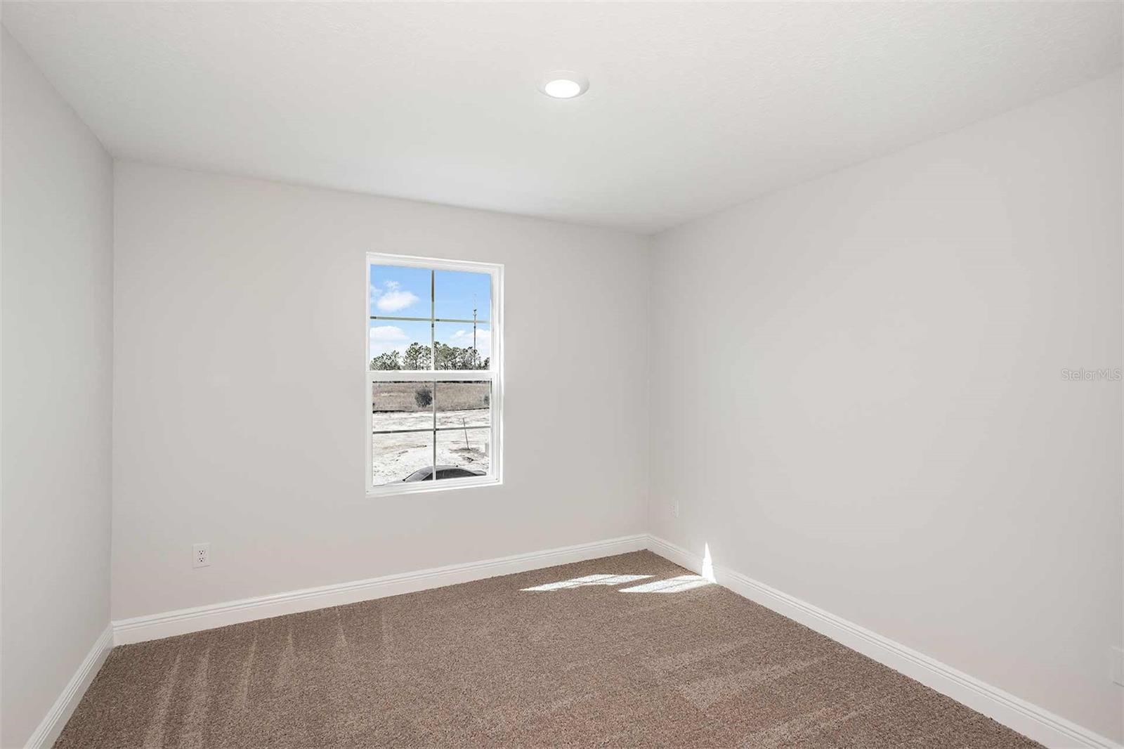 Image 23 of 32 For 9862 Surrey Rose Drive