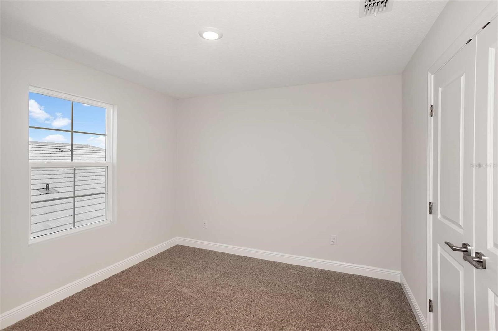 Image 24 of 32 For 9862 Surrey Rose Drive