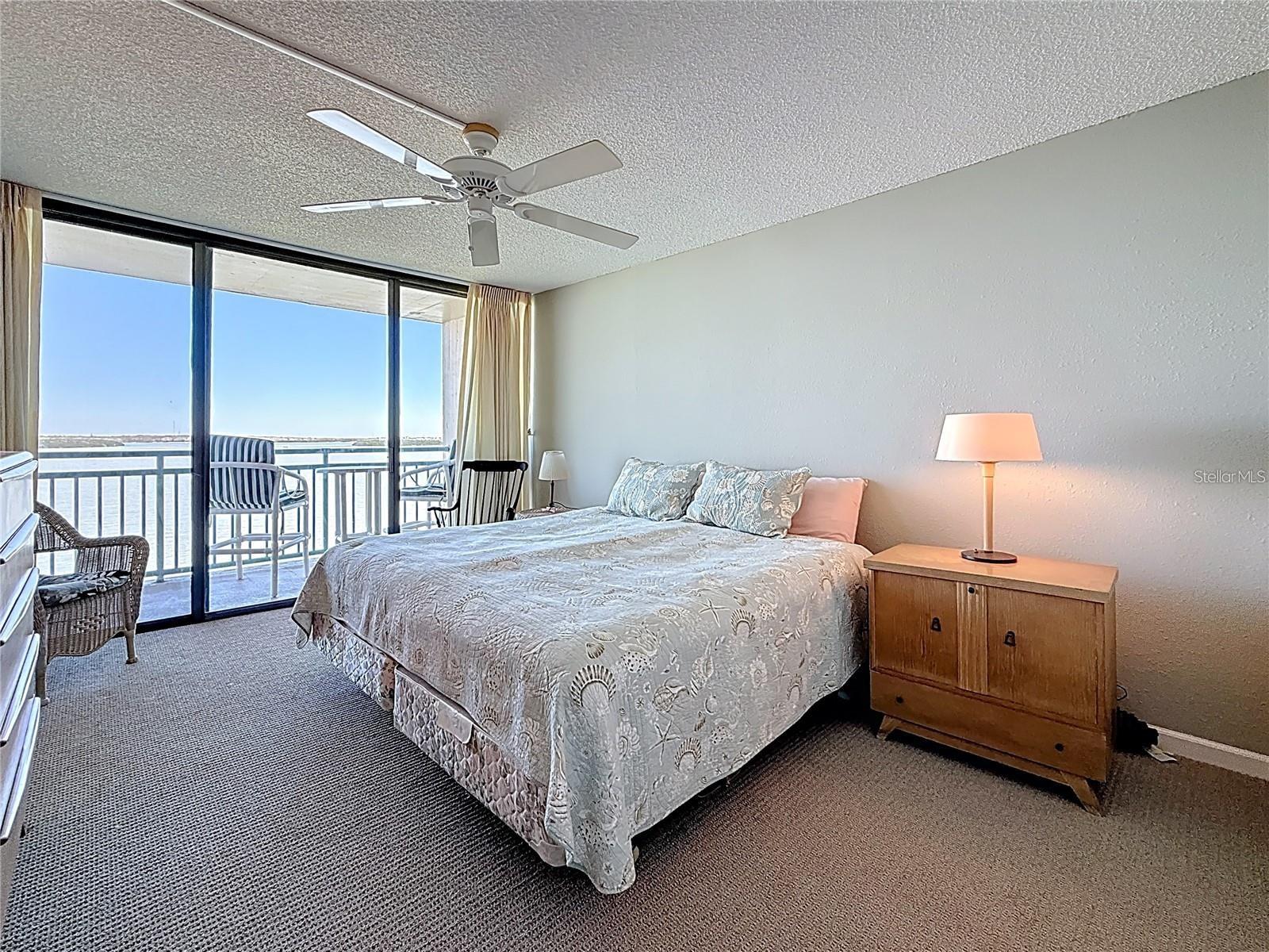 Listing photo id 29 for Key Capri Key Capri  301