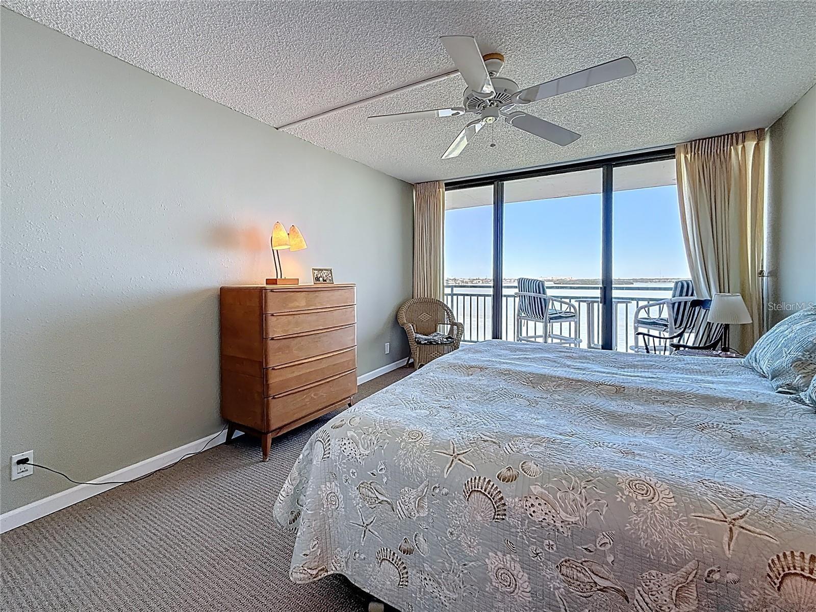 Listing photo id 31 for Key Capri Key Capri  301