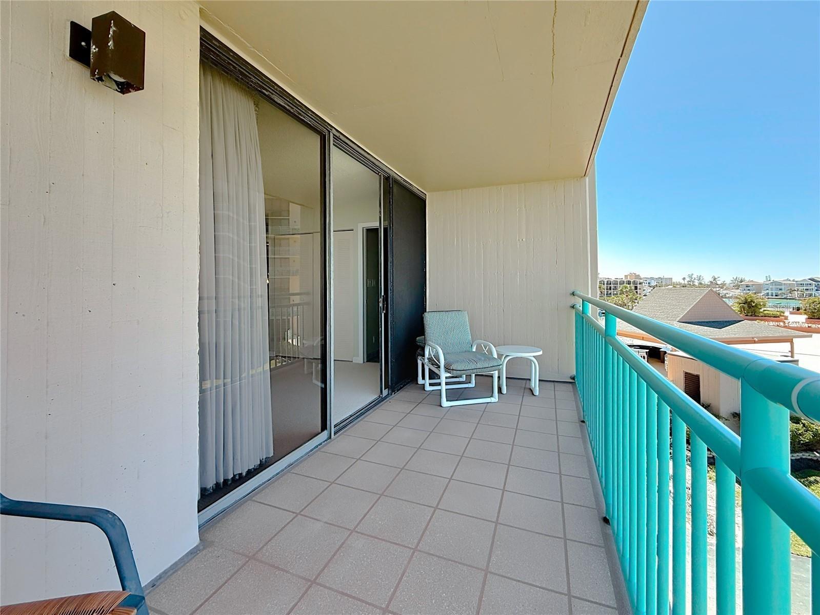 Listing photo id 46 for Key Capri Key Capri  301