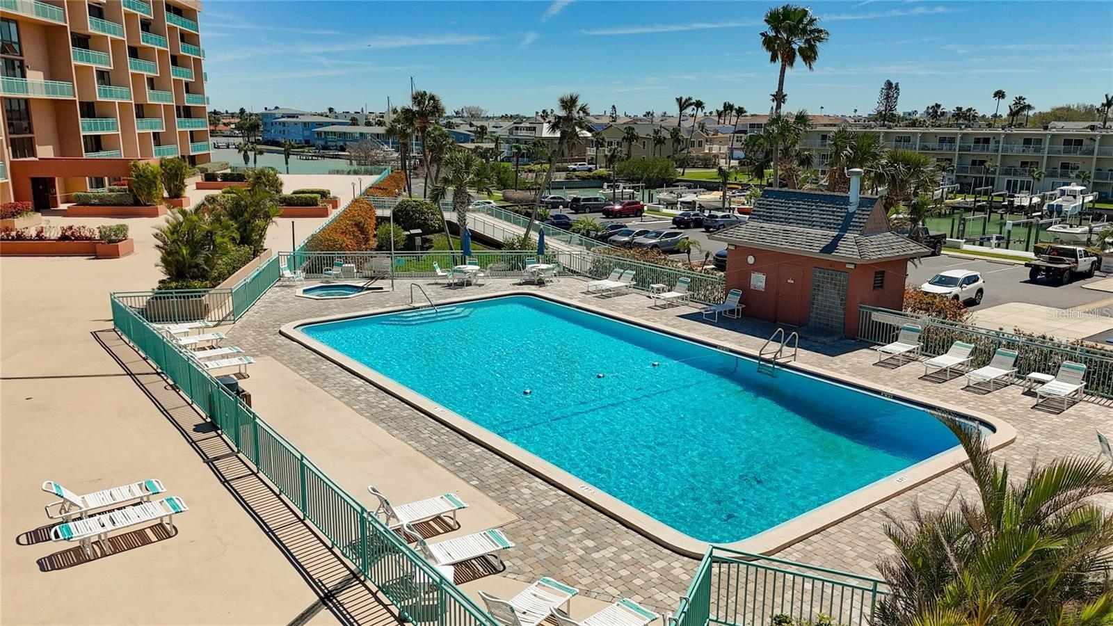 Listing photo id 57 for Key Capri Key Capri  301