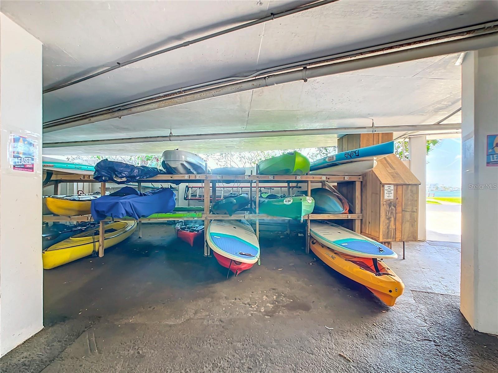 Listing photo id 61 for Key Capri Key Capri  301