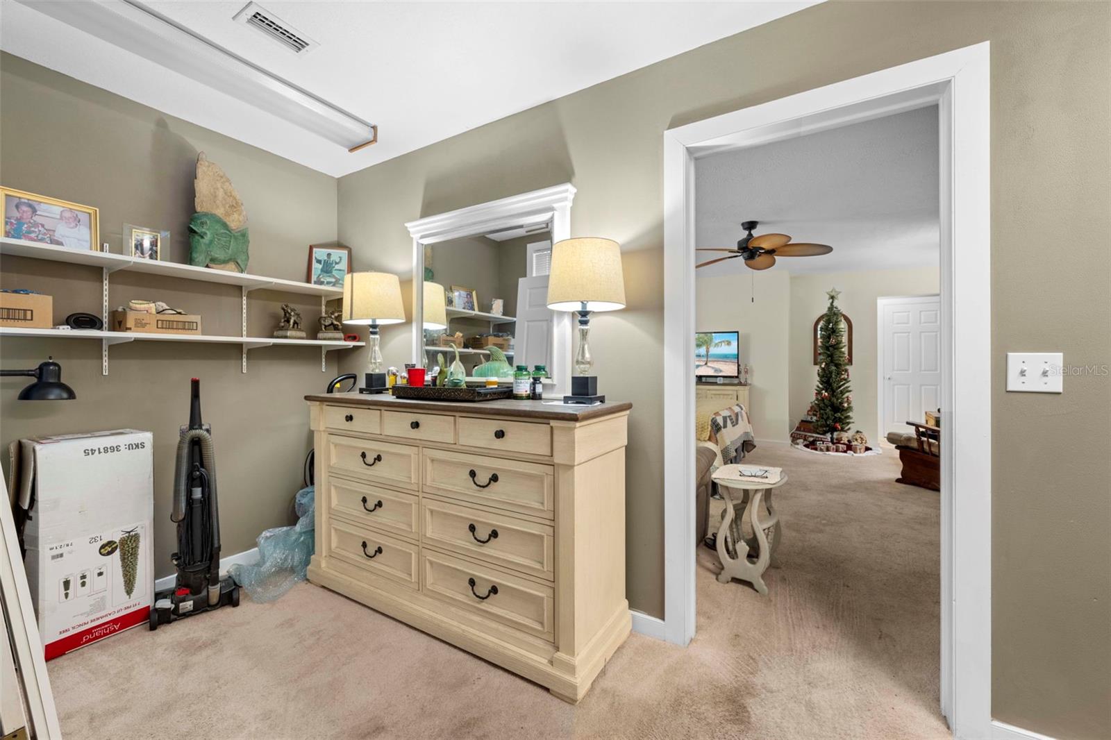 Image 45 of 63 For 16 52nd Street