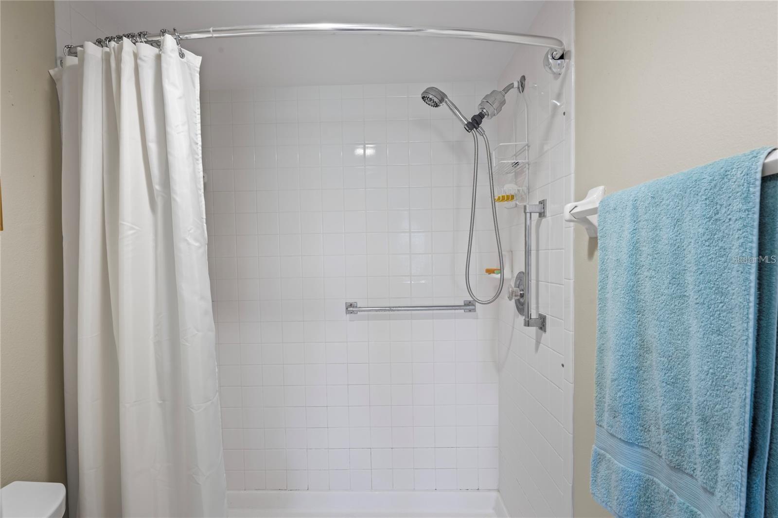 Image 21 of 41 For 3780 Pinebrook Circle 106