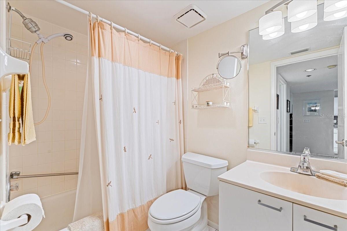 Image 23 of 41 For 3780 Pinebrook Circle 106