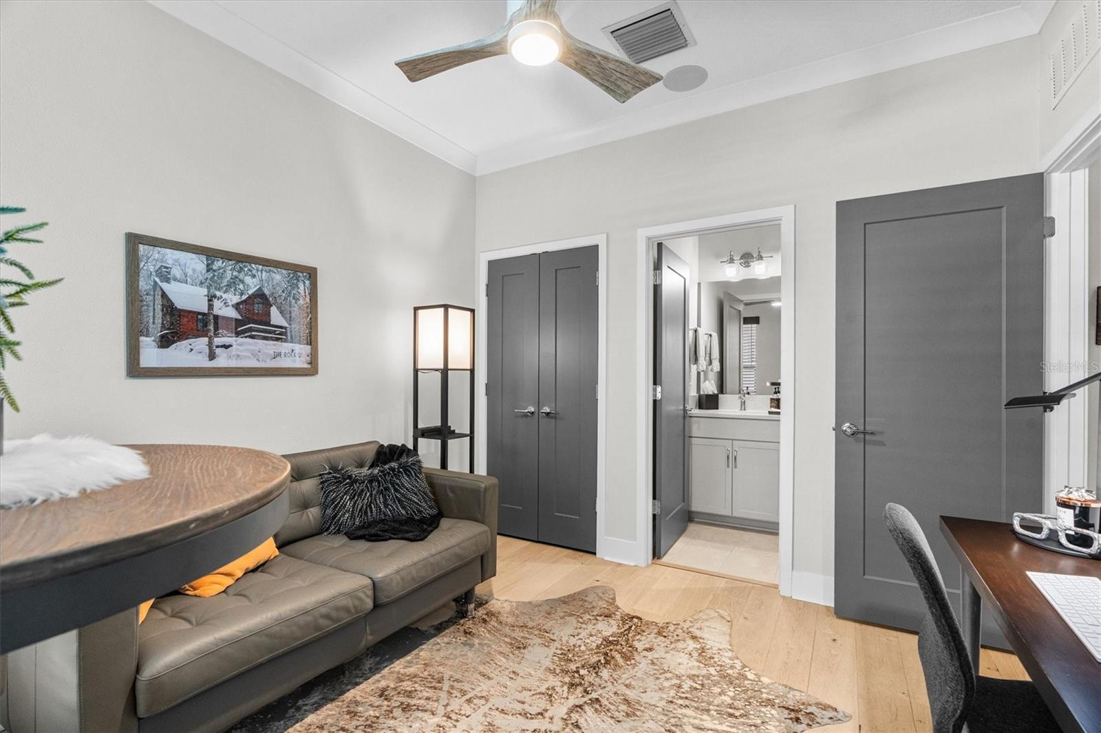 Image 10 of 54 For 946 Highland Avenue 27