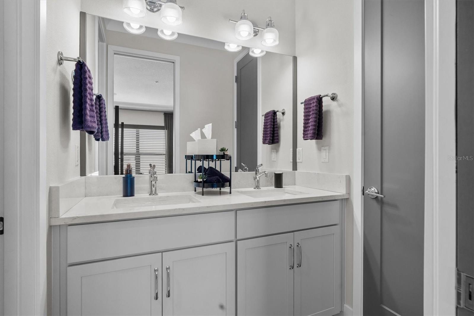 Image 40 of 54 For 946 Highland Avenue 27