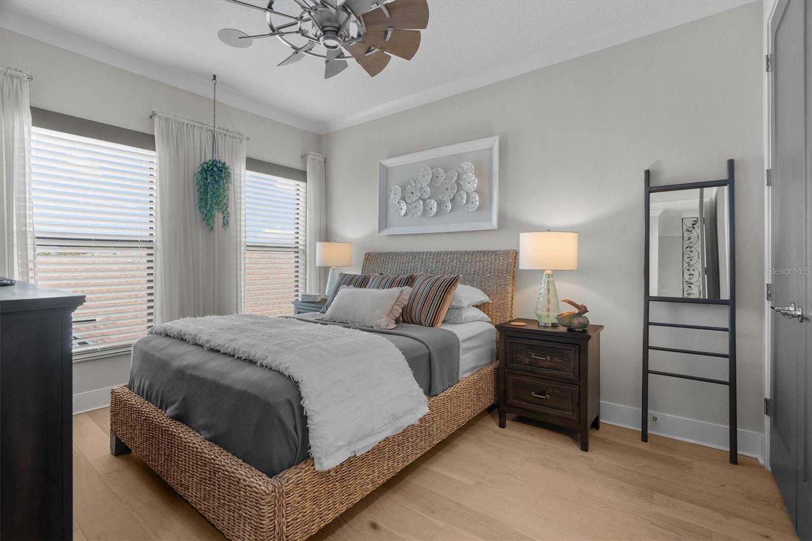 Image 42 of 54 For 946 Highland Avenue 27