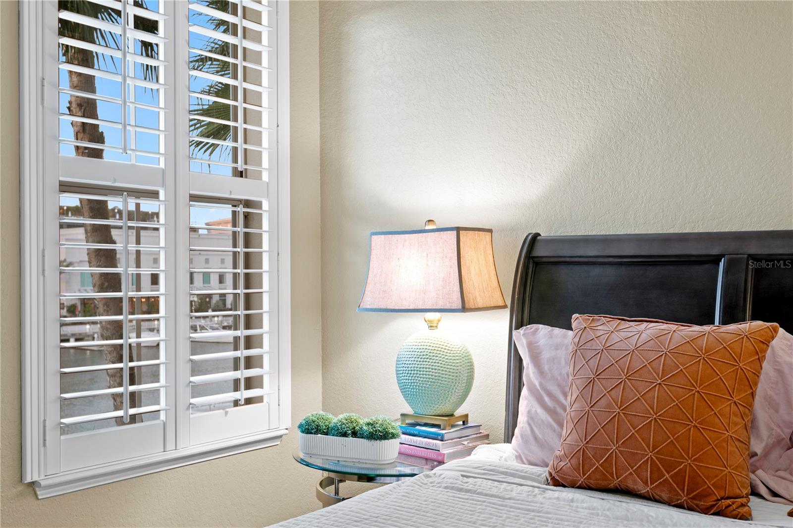 Image 17 of 60 For 700 Harbour Island Boulevard 218