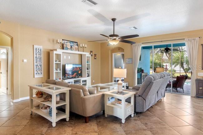 Image 4 of 57 For 14509 Strathglass Drive