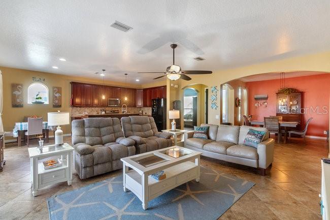 Image 9 of 57 For 14509 Strathglass Drive