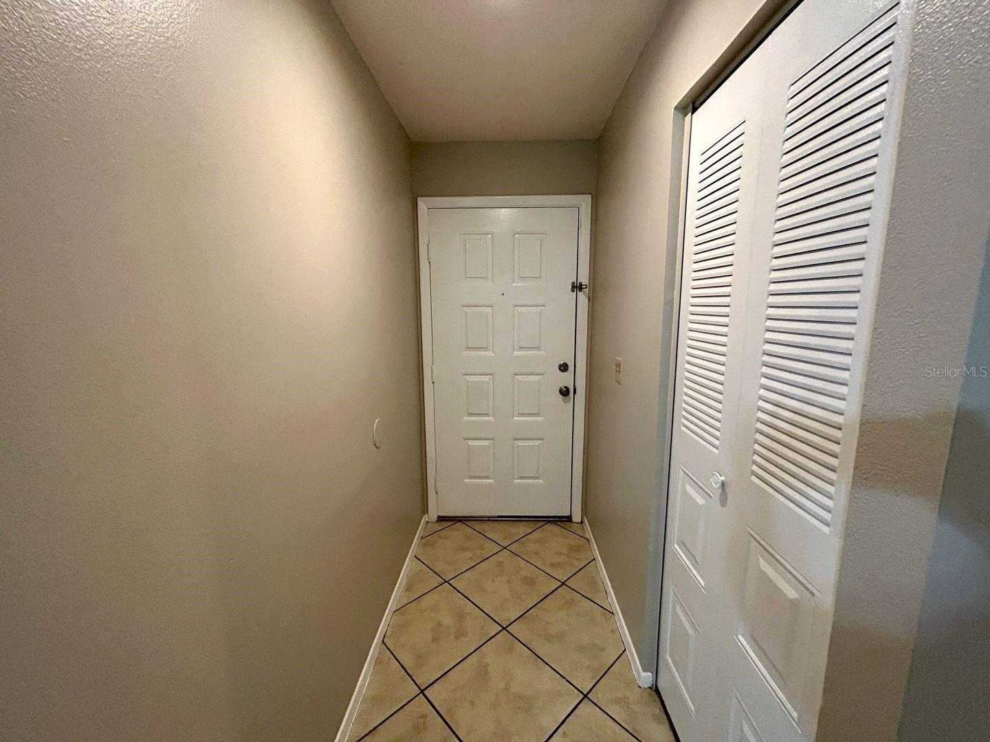 Image 2 of 27 For 1042 Axlewood Circle