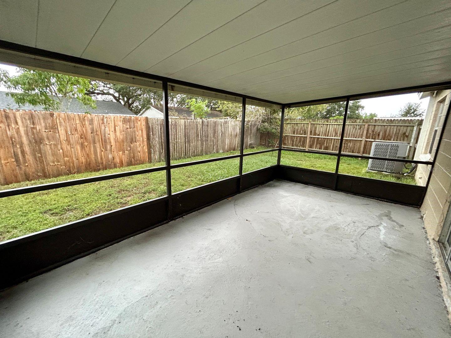 Image 26 of 27 For 1042 Axlewood Circle