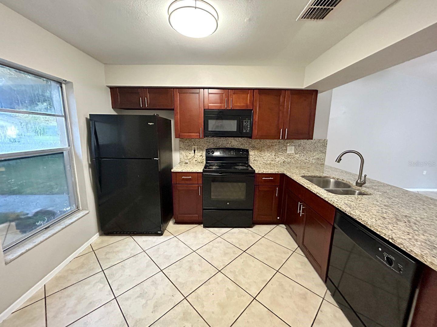 Image 8 of 27 For 1042 Axlewood Circle