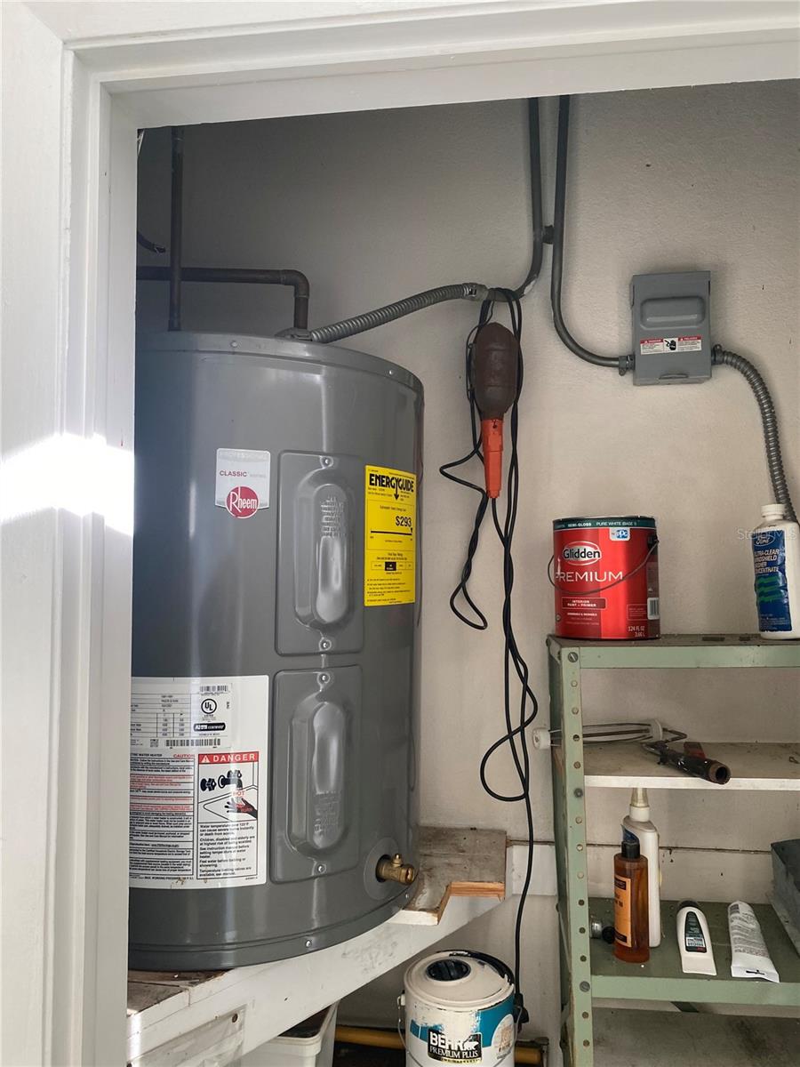 Image 20 of 29 For 11224 82nd Avenue 210