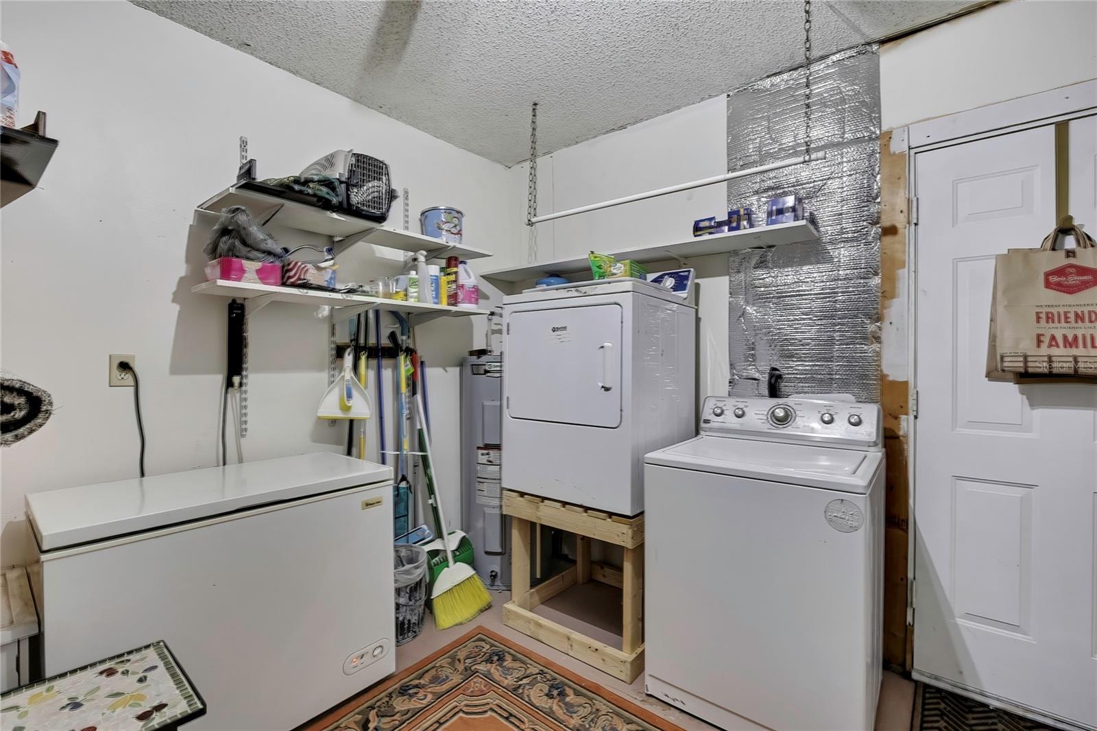 Listing photo id 13 for 4712 Temple Heights Road