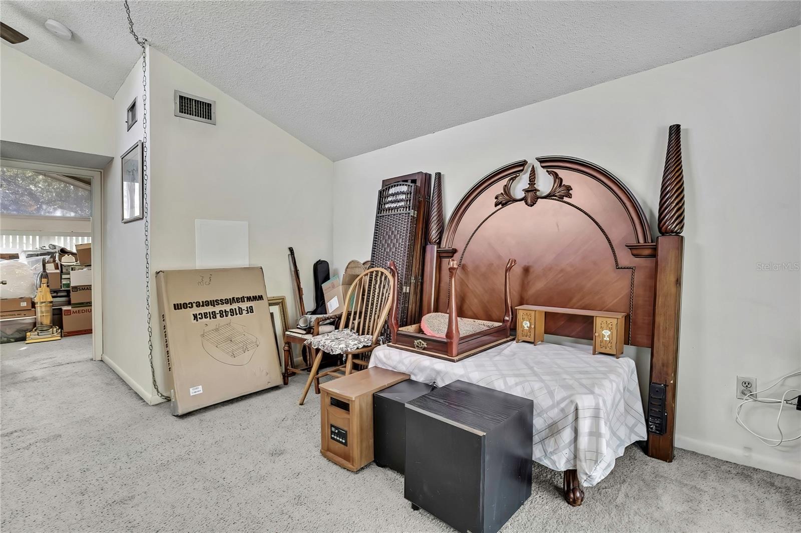 Listing photo id 22 for 4712 Temple Heights Road