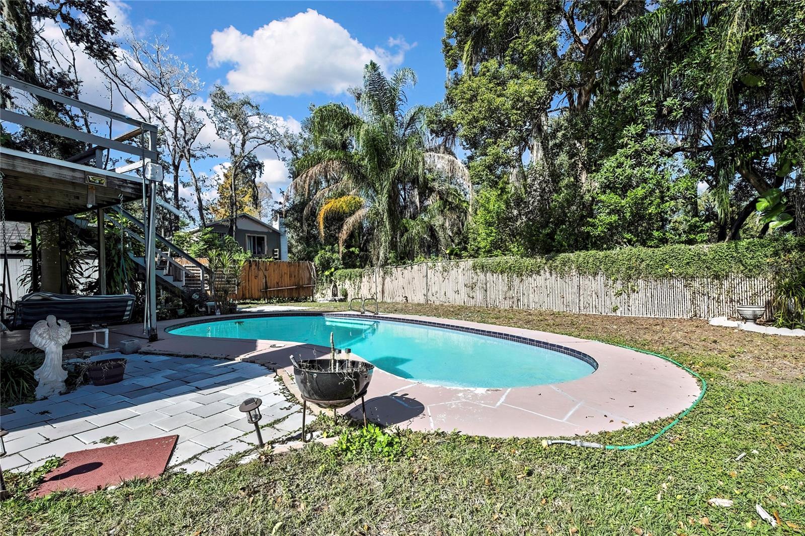 Listing photo id 31 for 4712 Temple Heights Road