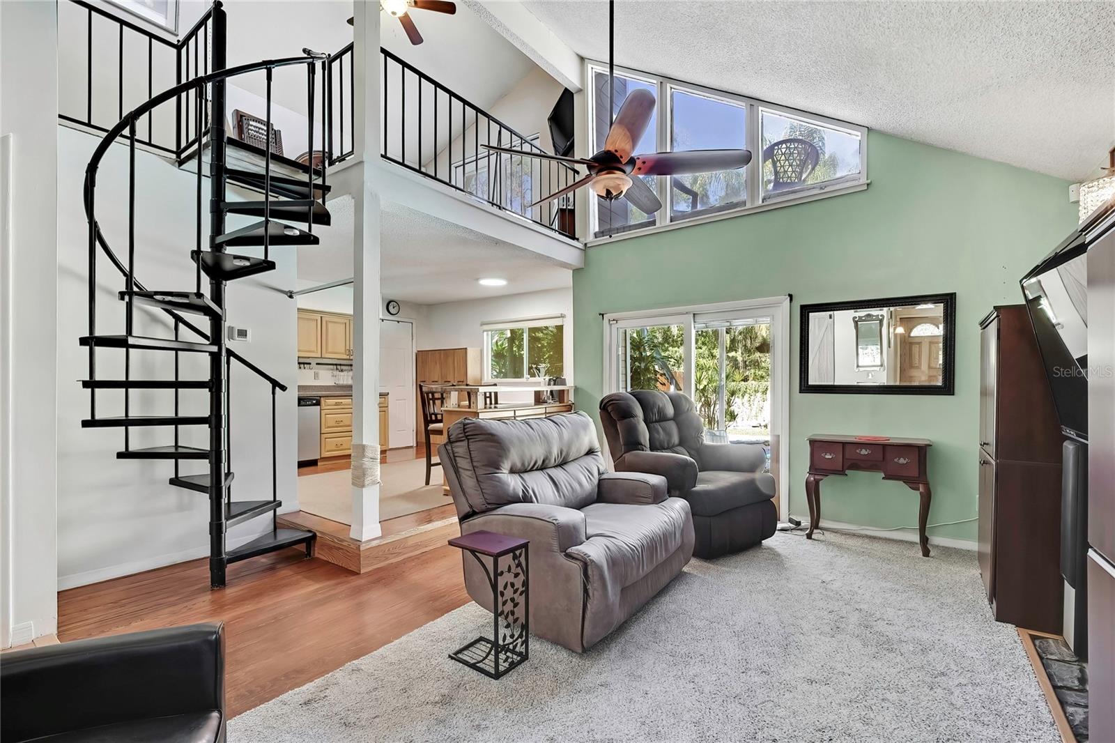 Listing photo id 7 for 4712 Temple Heights Road