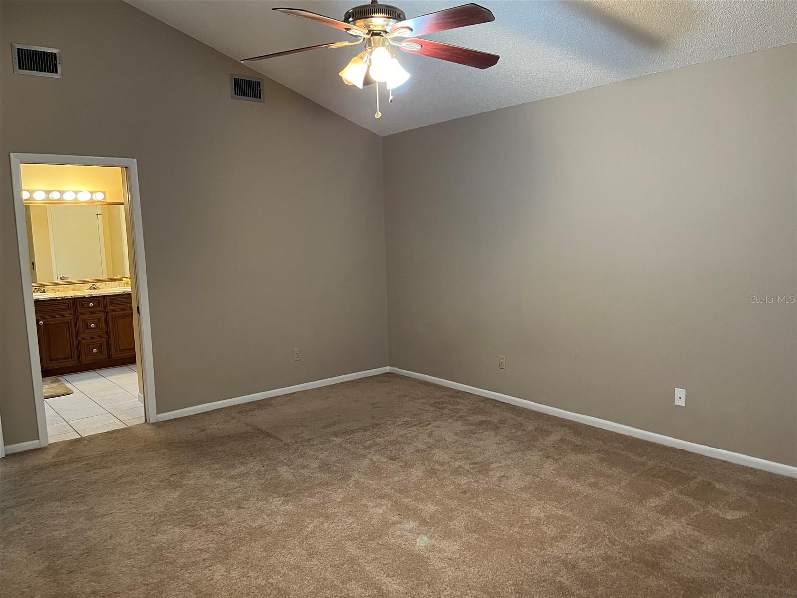 Image 3 of 12 For 13720 Lazy Oak Drive 54