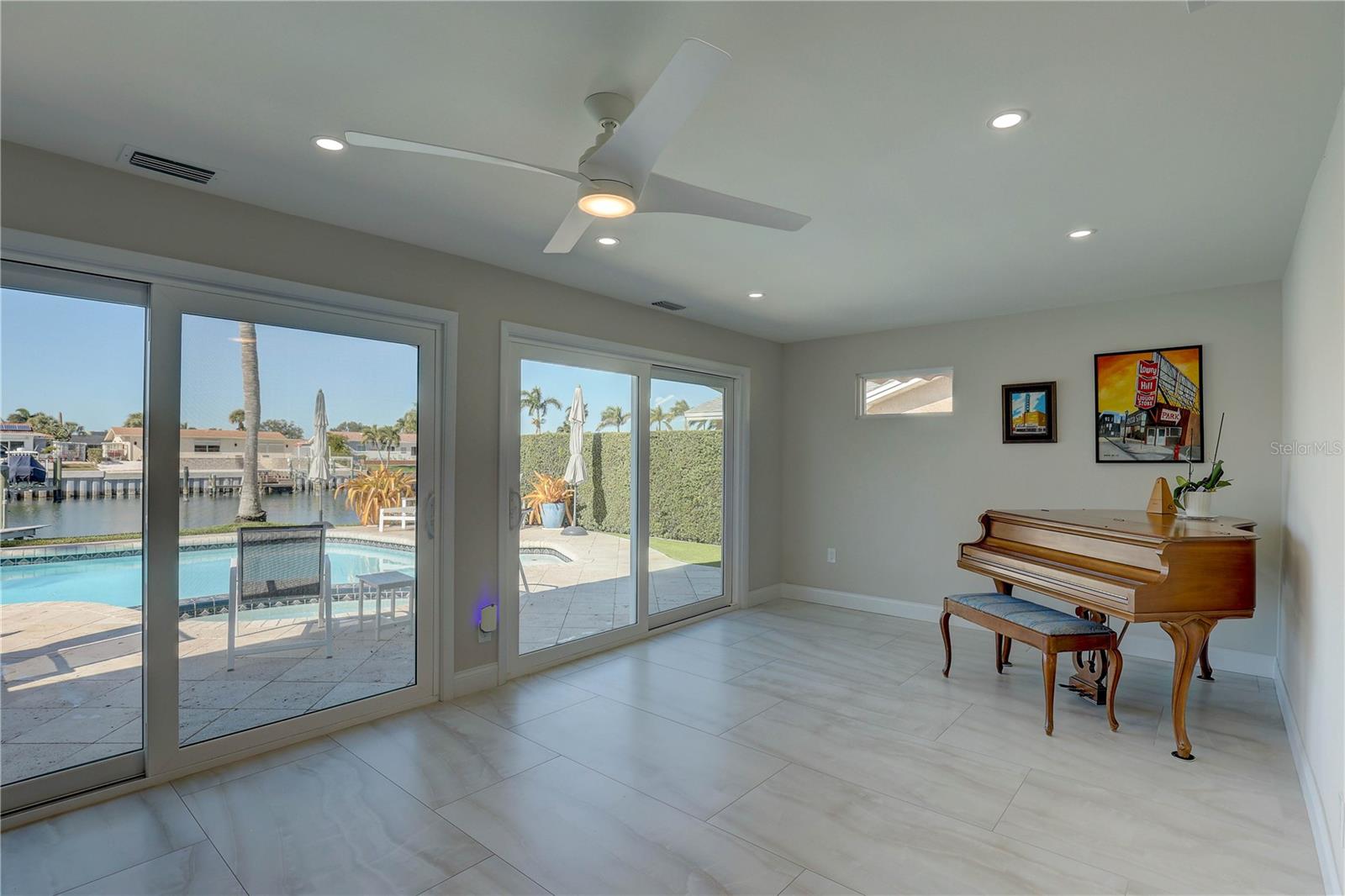 Image 27 of 71 For 4401 43rd Street S