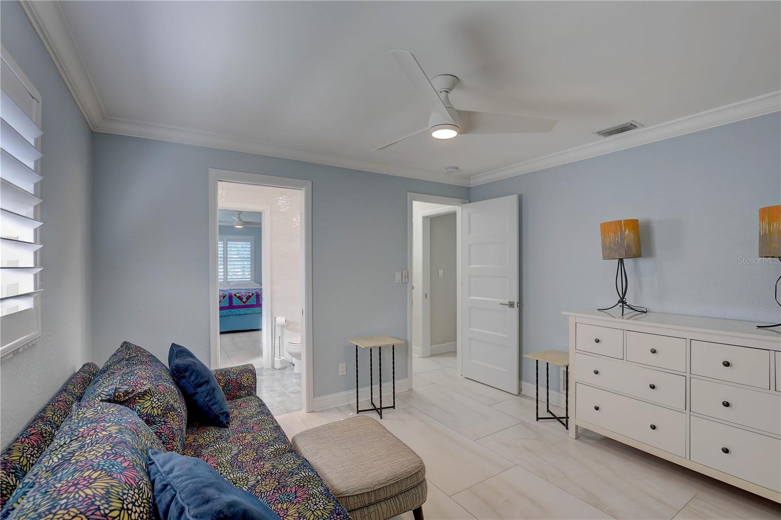 Image 42 of 71 For 4401 43rd Street S