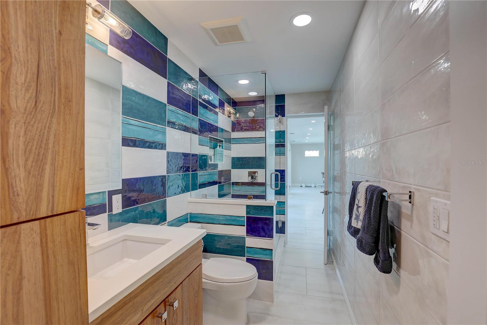 Image 46 of 71 For 4401 43rd Street S