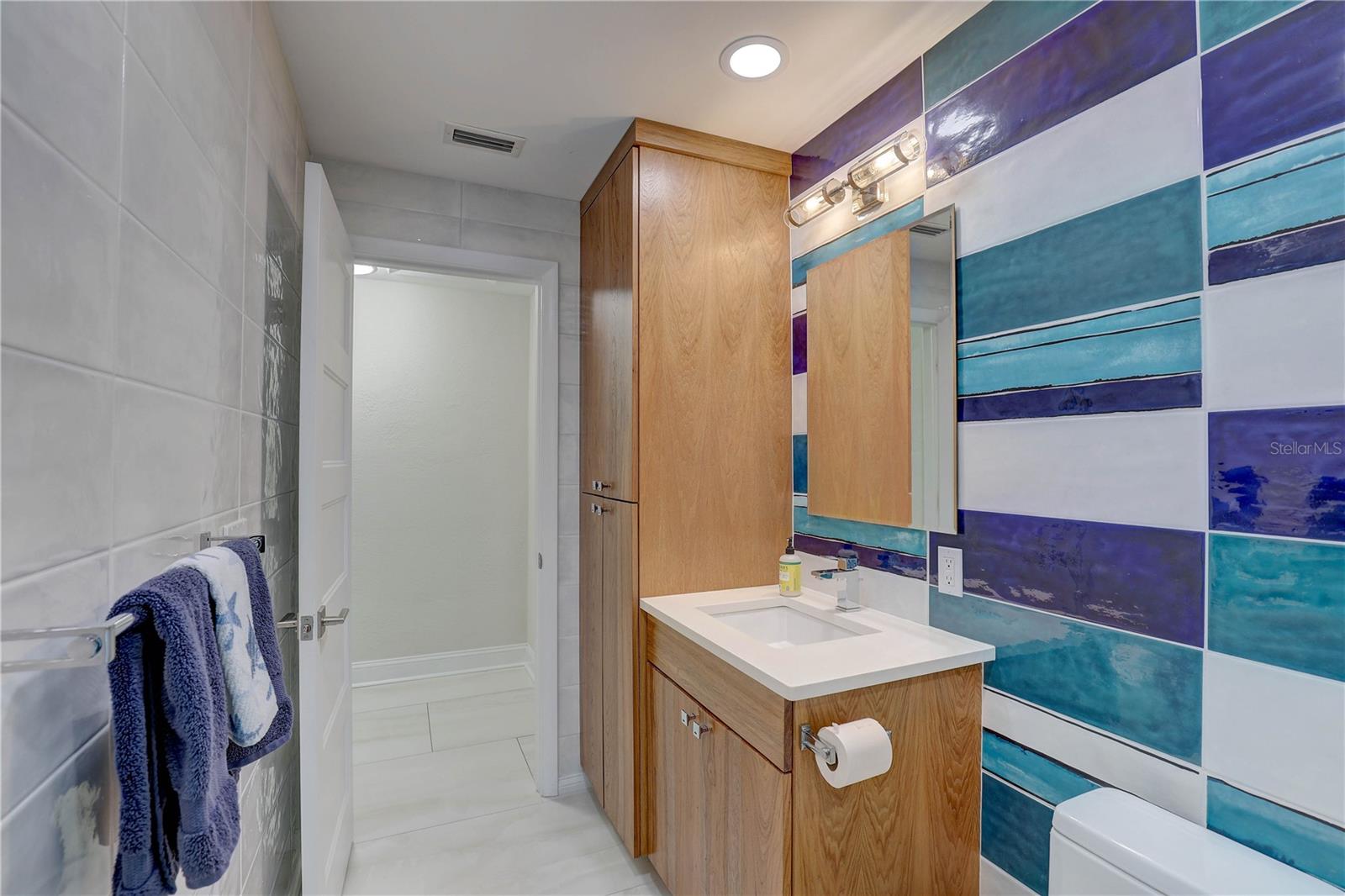 Image 47 of 71 For 4401 43rd Street S