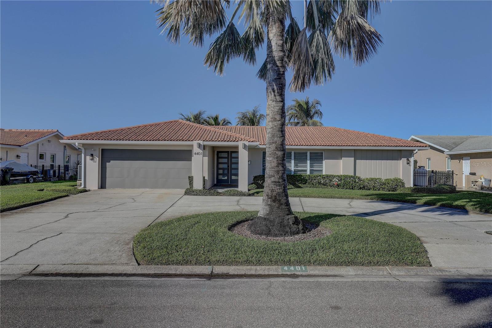 Image 57 of 71 For 4401 43rd Street S