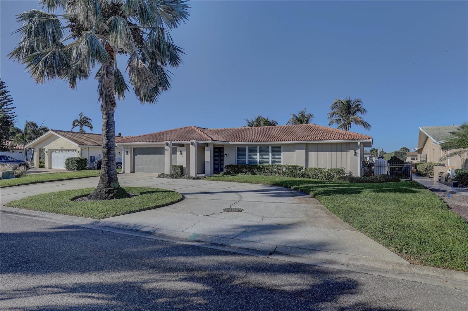 Image 58 of 71 For 4401 43rd Street S