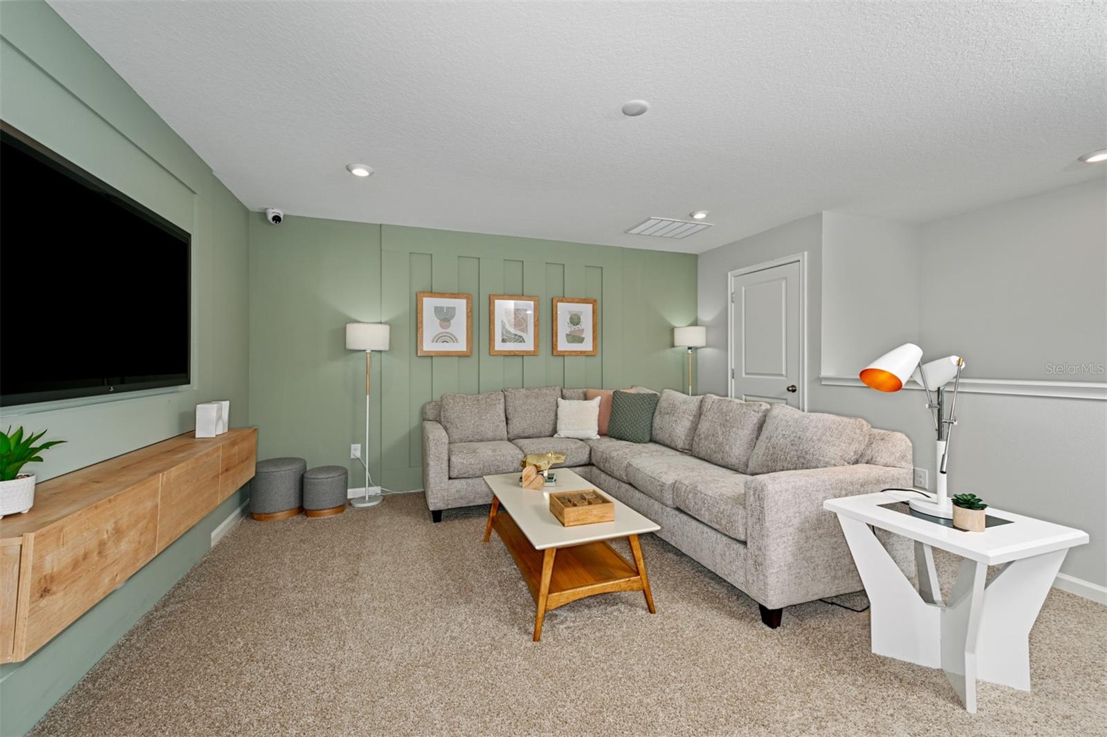 Image 13 of 22 For 1054 Golden Willow Court