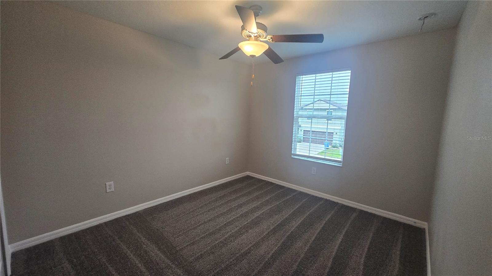 Image 21 of 32 For 10335 Blue Plume Court