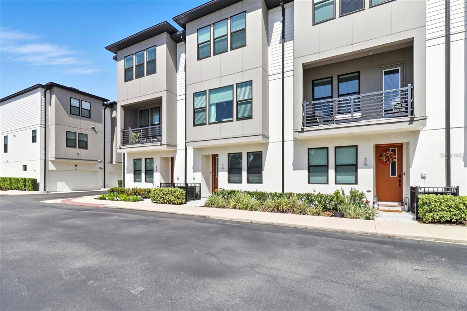 Image 29 of 29 For 2511 Grady Avenue 34