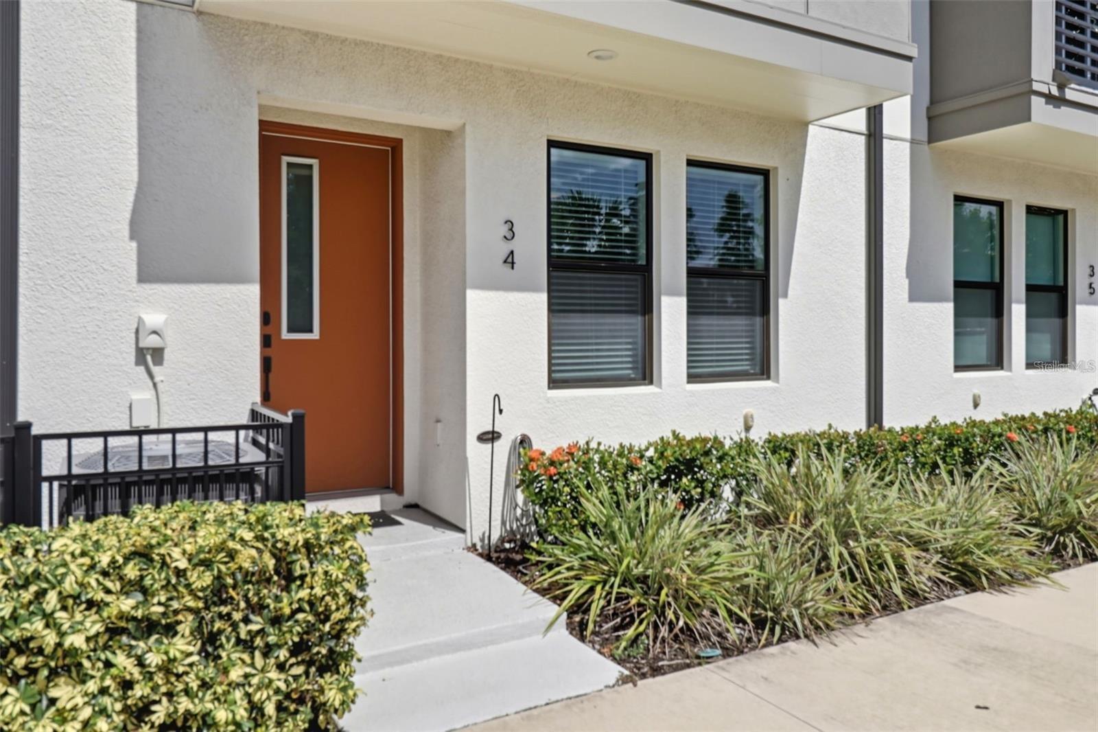 Image 3 of 29 For 2511 Grady Avenue 34