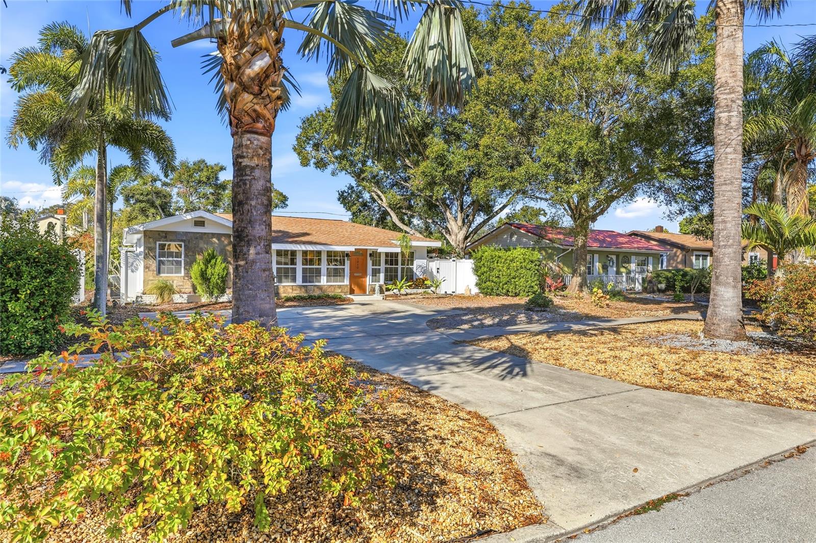 Image 4 of 43 For 1010 45th Street North