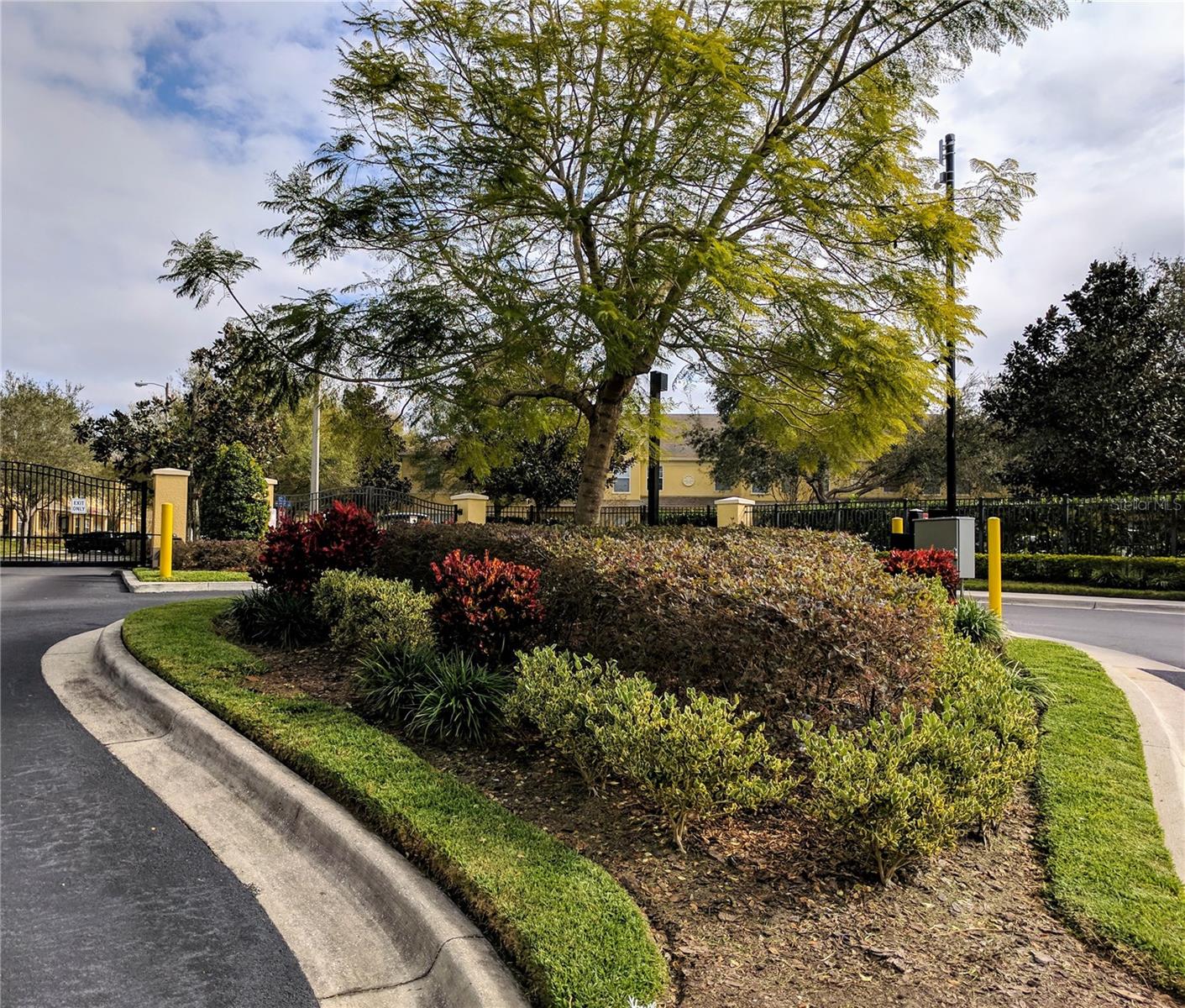 Image 25 of 27 For 3330 Spy Tower Court