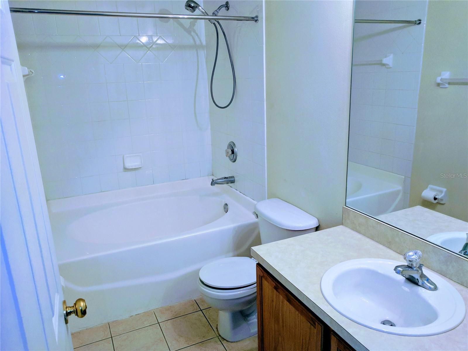 Image 5 of 27 For 3330 Spy Tower Court